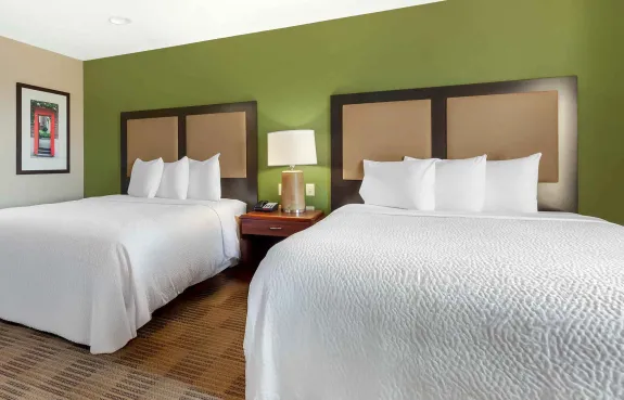 1 Bedroom Suite - 2 Queen Beds