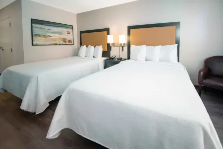 1 Bedroom Suite - 2 Full Beds