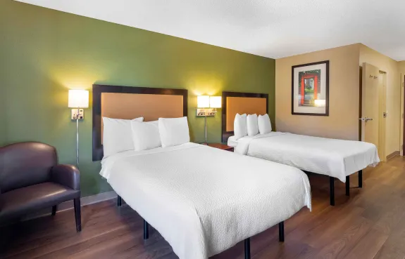 Studio Suite - 2 Full Beds