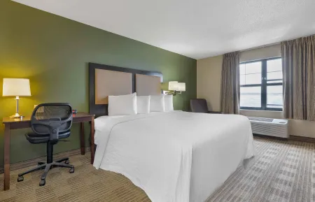 Studio Suite - 1 King Bed