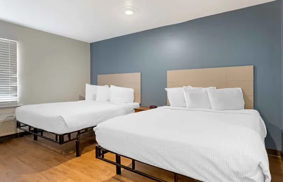 Studio Suite - 2 Full Beds